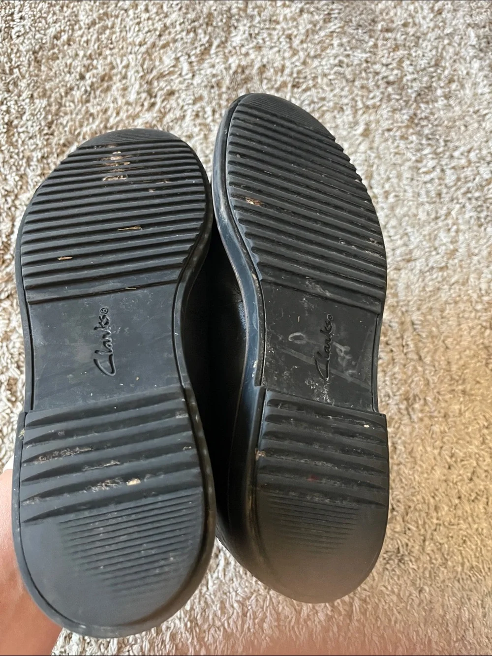 Clarks Womans Raisie Foster Leather Loafers Womens 8.5 Black Slip On Loafers